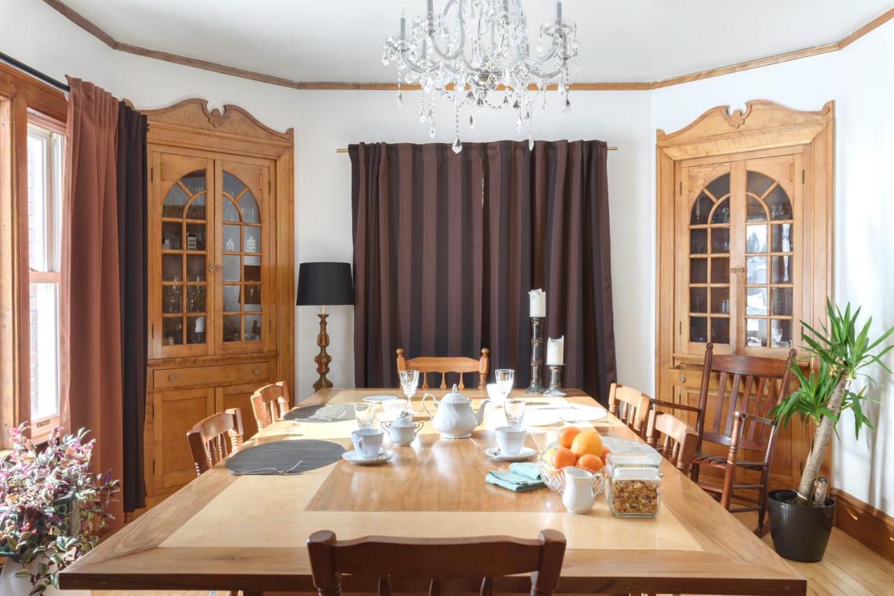Maison Sherman's House Bed & Breakfast Scotstown